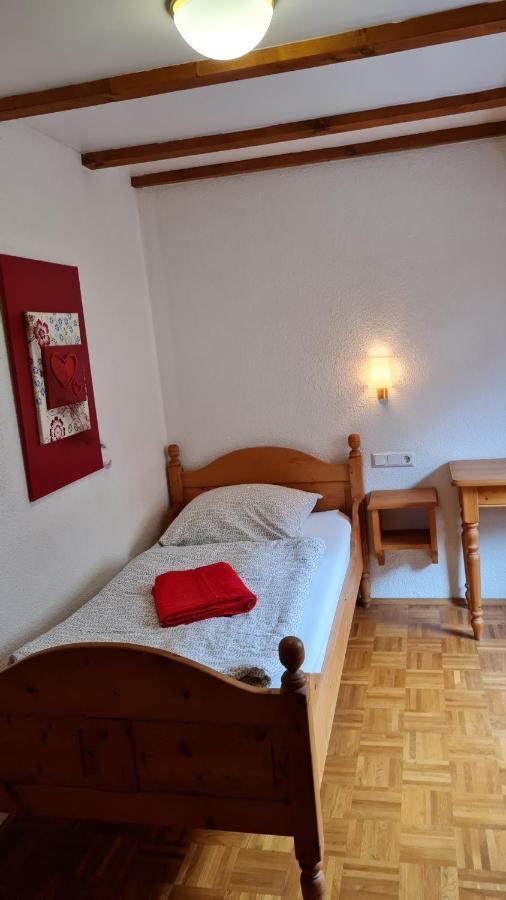 Hotel Kartaeuser Hof Mainz โบเดนไฮม์ ภายนอก รูปภาพ